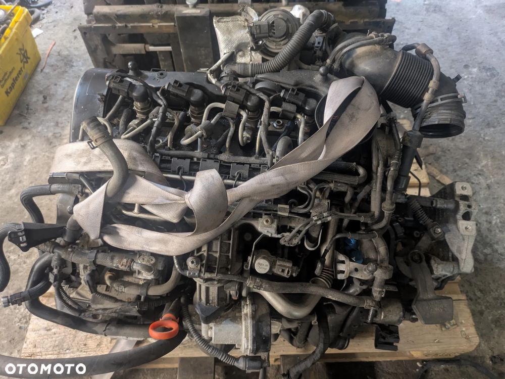 Silnik słupek 1.6 TDI CAY VW Audi Seat Skoda - 4