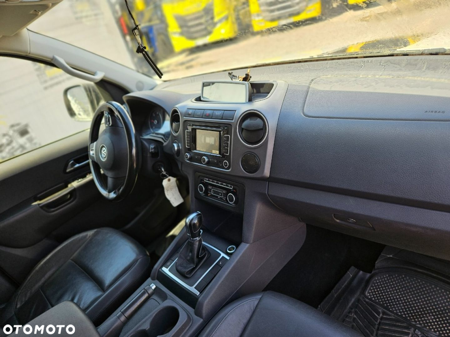 Volkswagen Amarok - 20