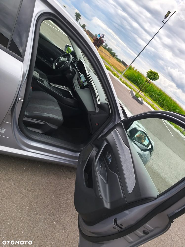 Peugeot 308 Hybrid 136 e-DSC6 Allure - 22