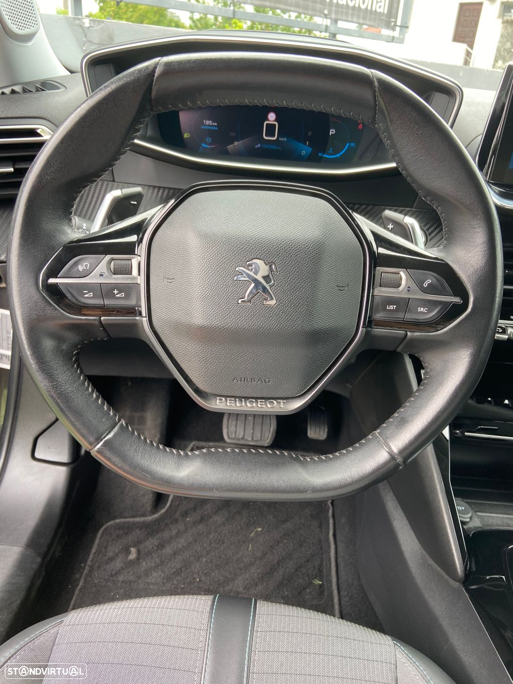 Peugeot 2008 - 14