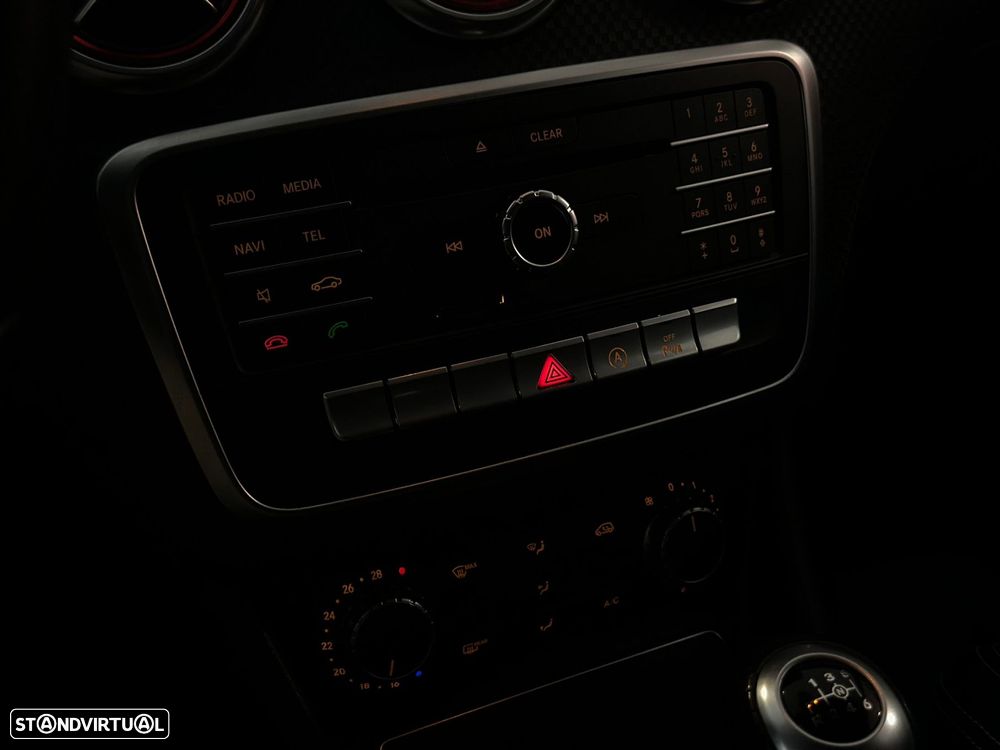 Mercedes-Benz A 180 d Fleet Pack Urban - 32