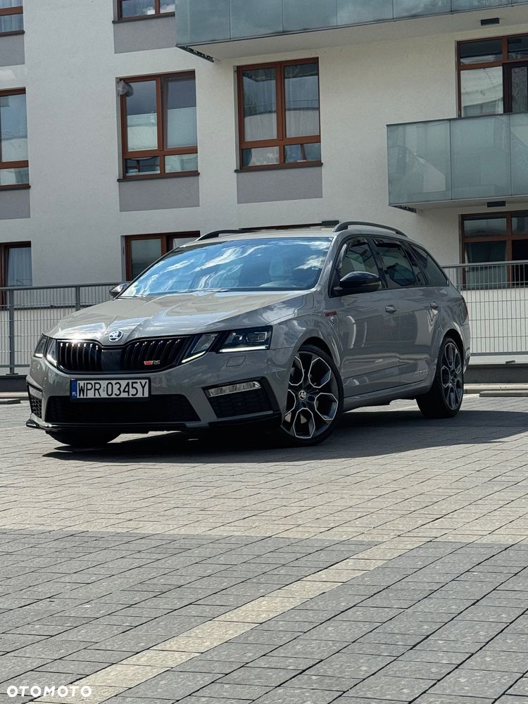 Skoda Octavia 2.0 TSI RS Challenge 245 DSG - 4