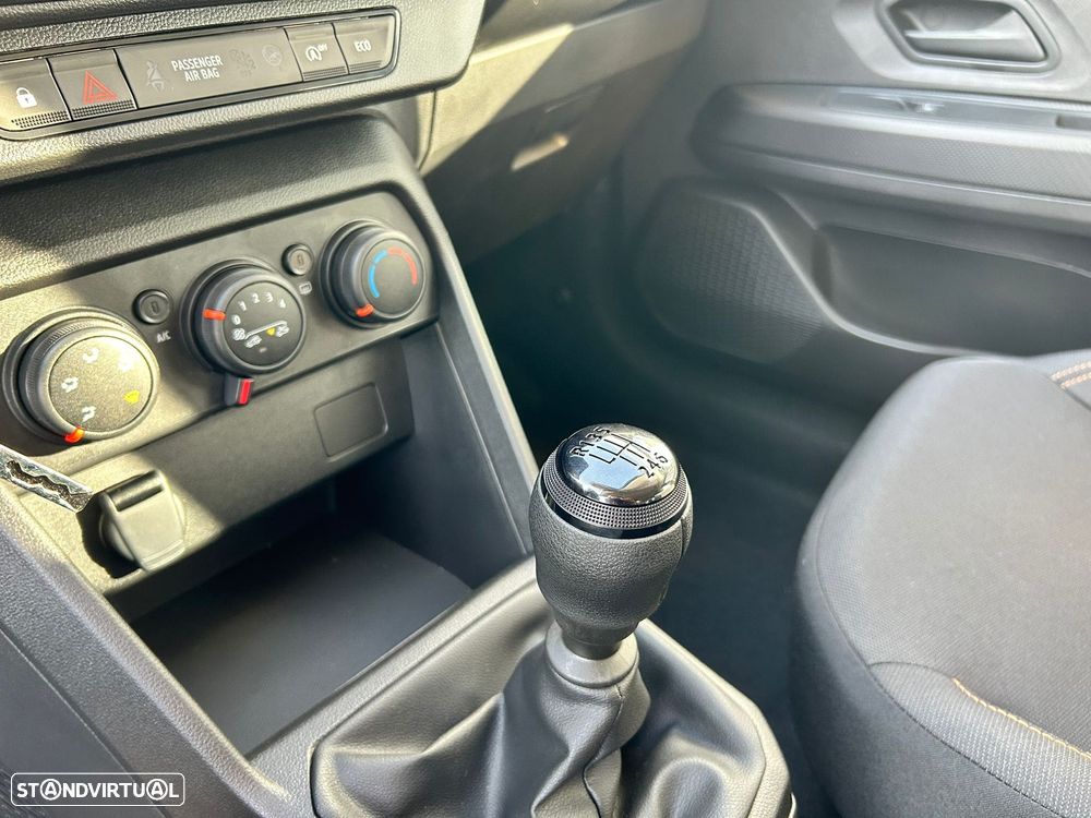 Dacia Sandero 1.0 TCe Essential - 17