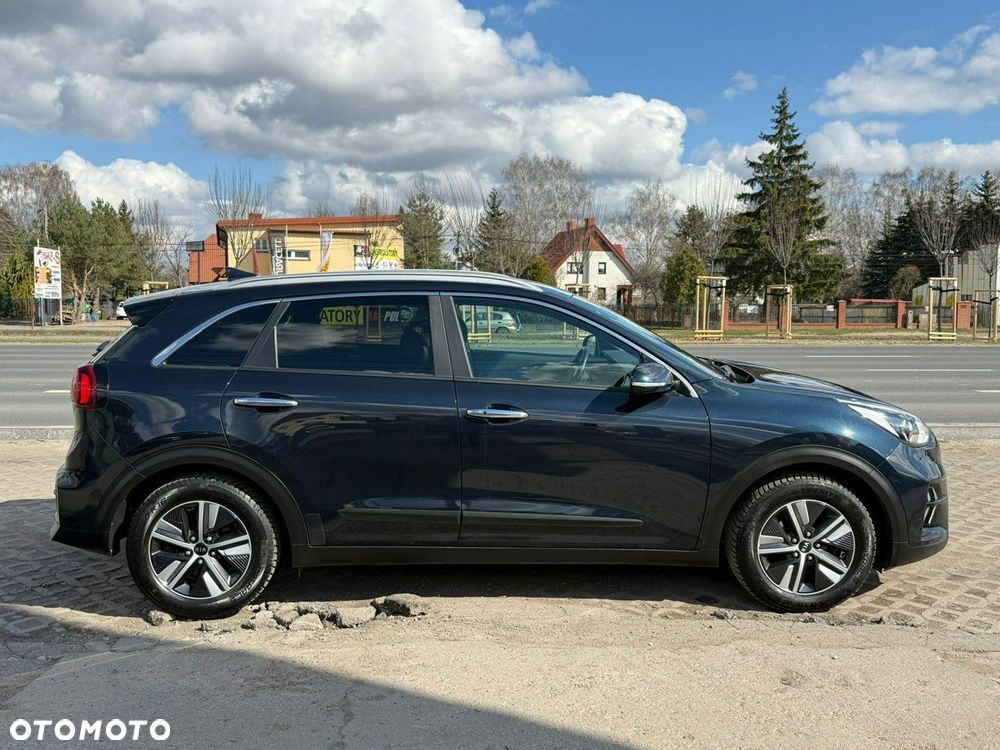 Kia Niro 1.6 GDI Hybrid M - 27