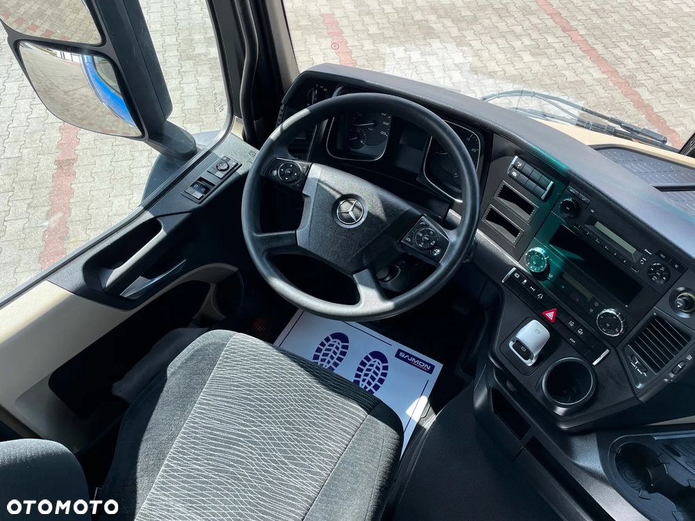 Mercedes-Benz ACTROS F 1836 / PRZESTRZENNY 60M3 / 7,75 M / SALON PL - 7
