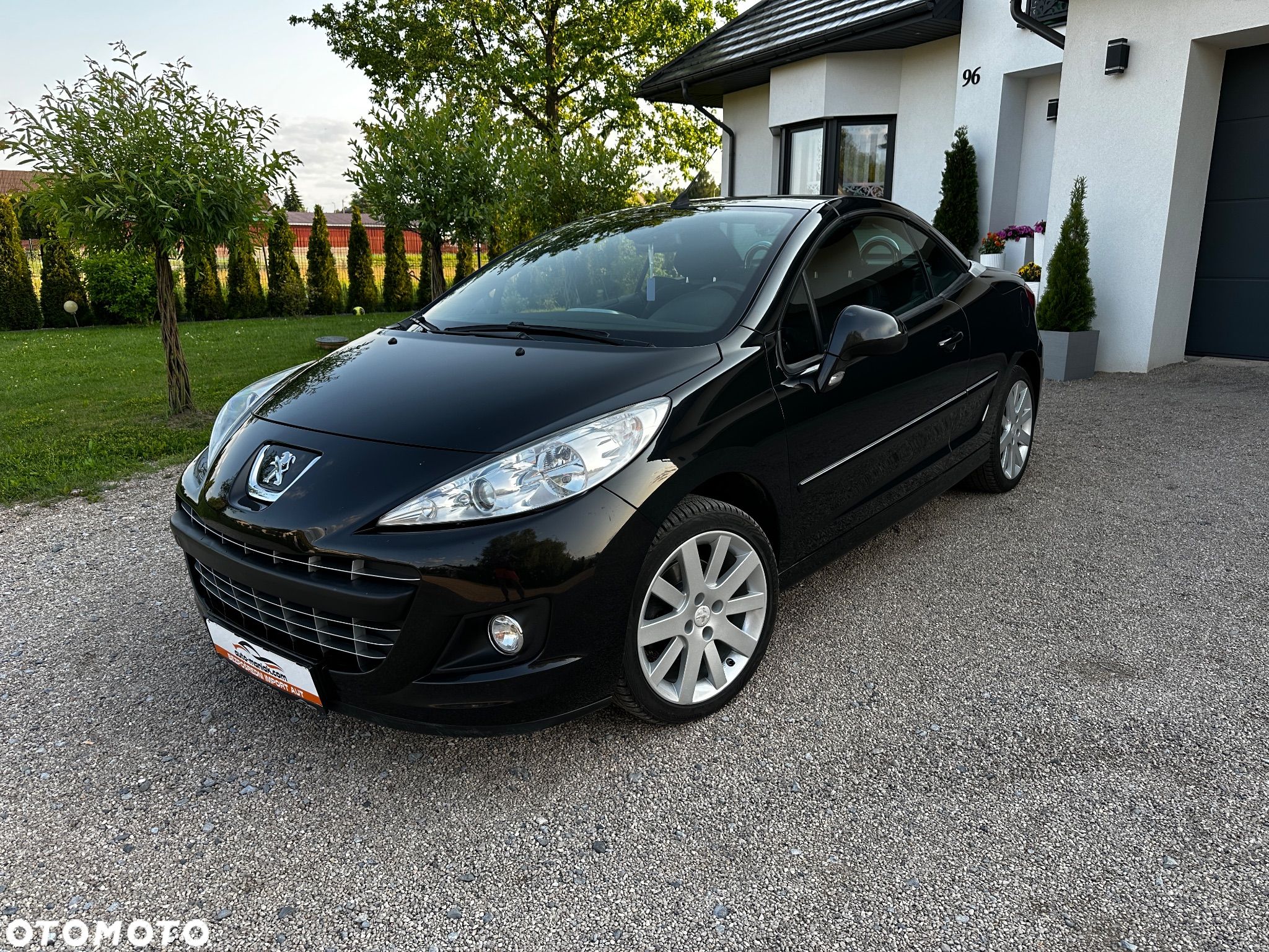 Peugeot 207 CC - 1