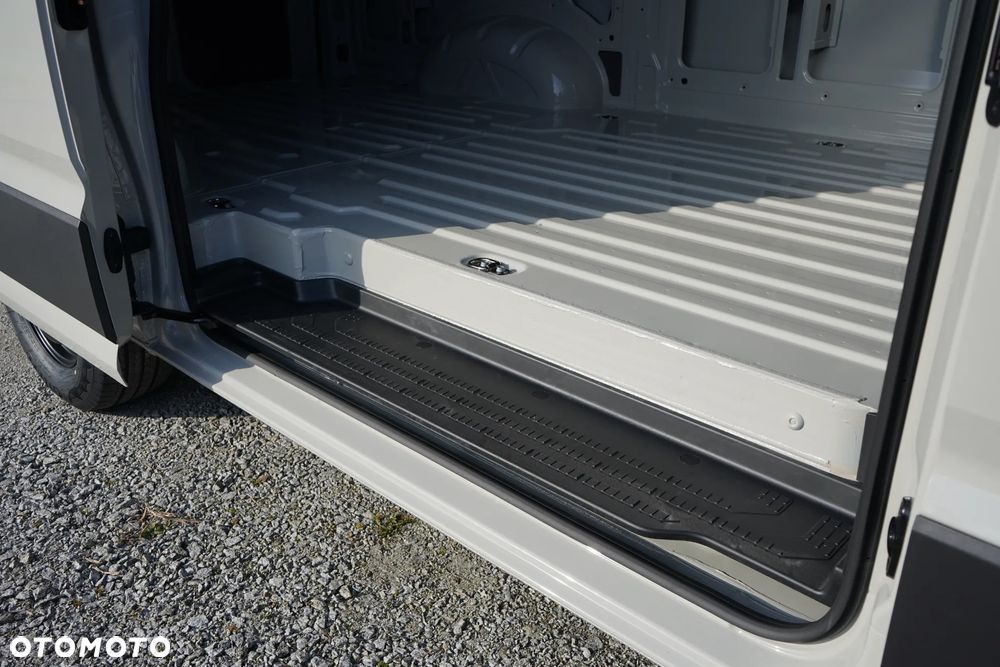 Volkswagen Crafter 35 - 14