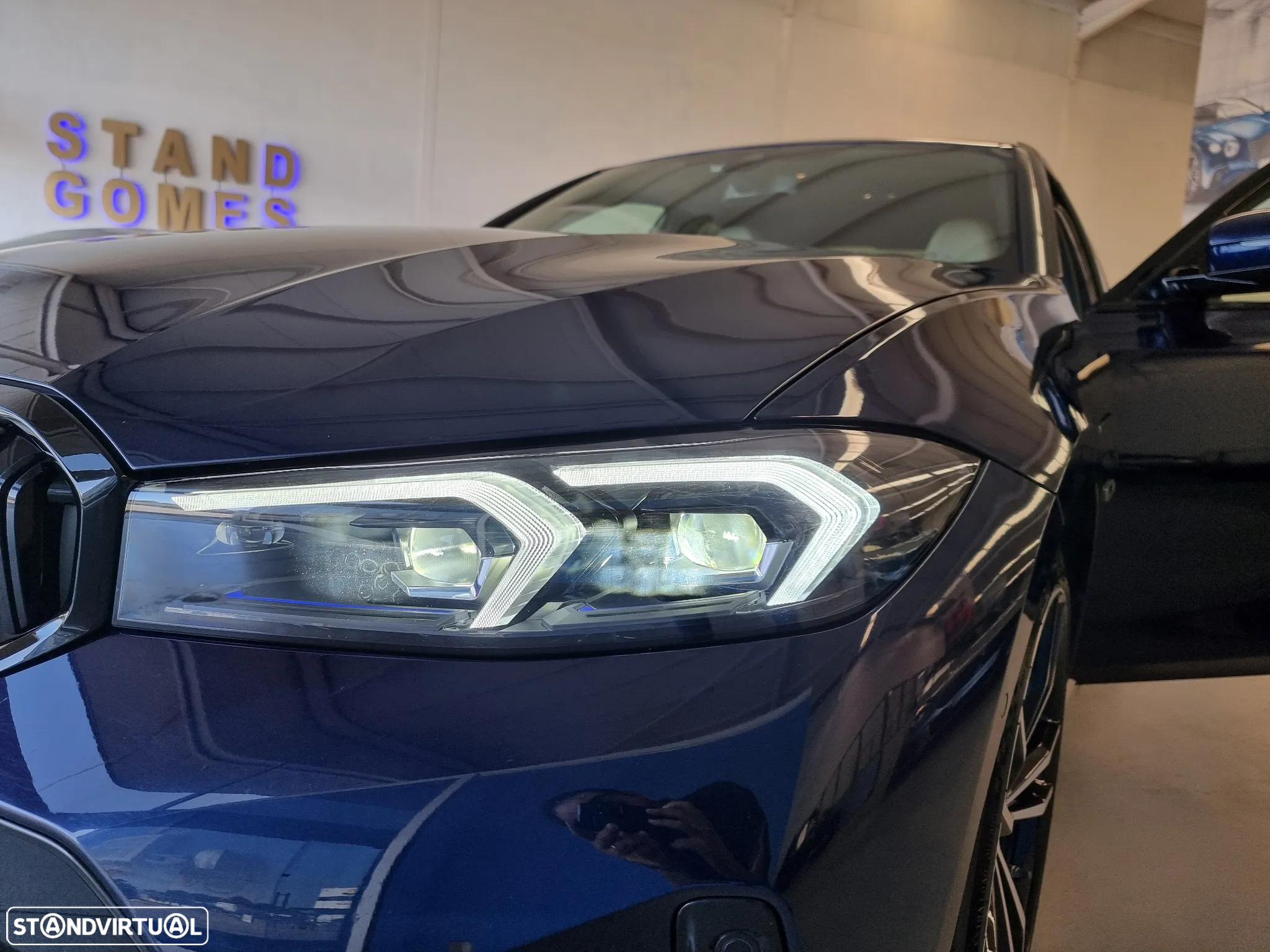 BMW 330 e Pack Desportivo M Auto - 9