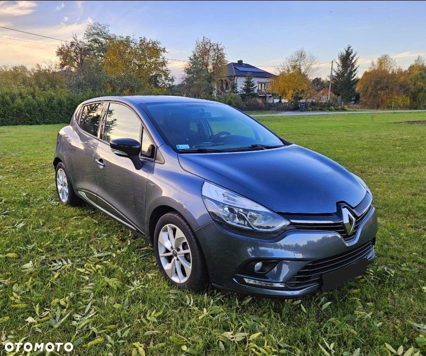 Renault Clio - 2