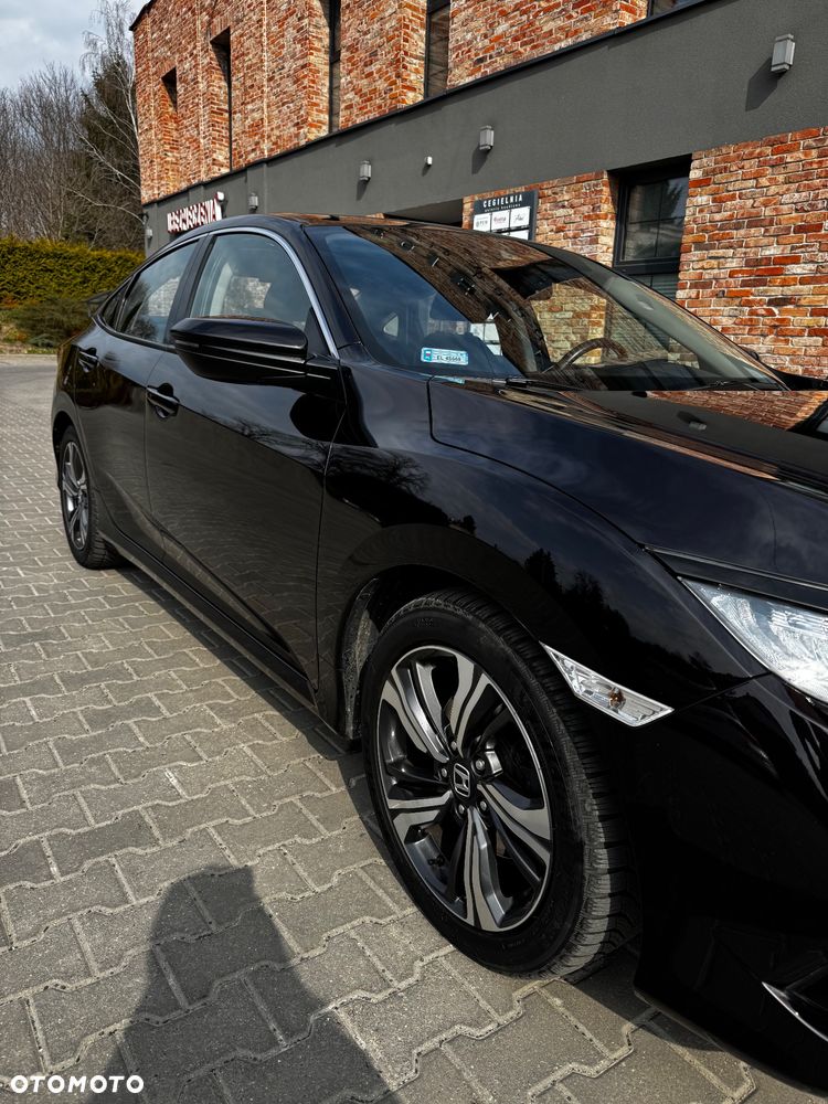 Honda Civic 1.5 T Executive CVT - 4