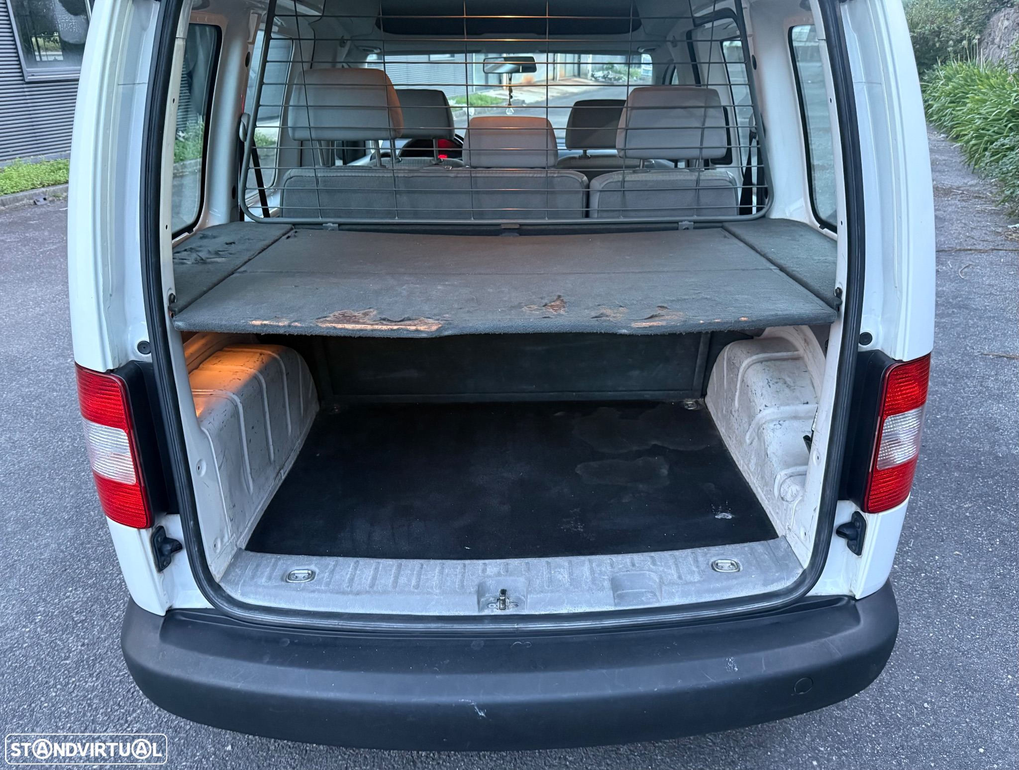 VW Caddy 1.9 TDi Extra AC 5L - 5
