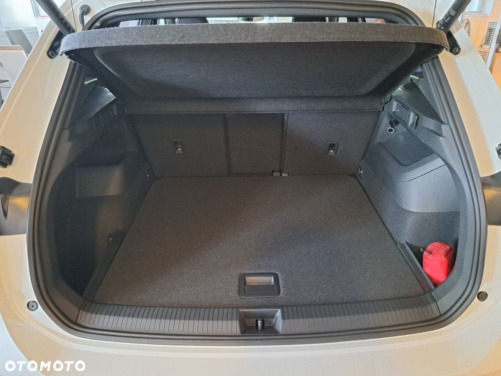 Volkswagen Tiguan - 14