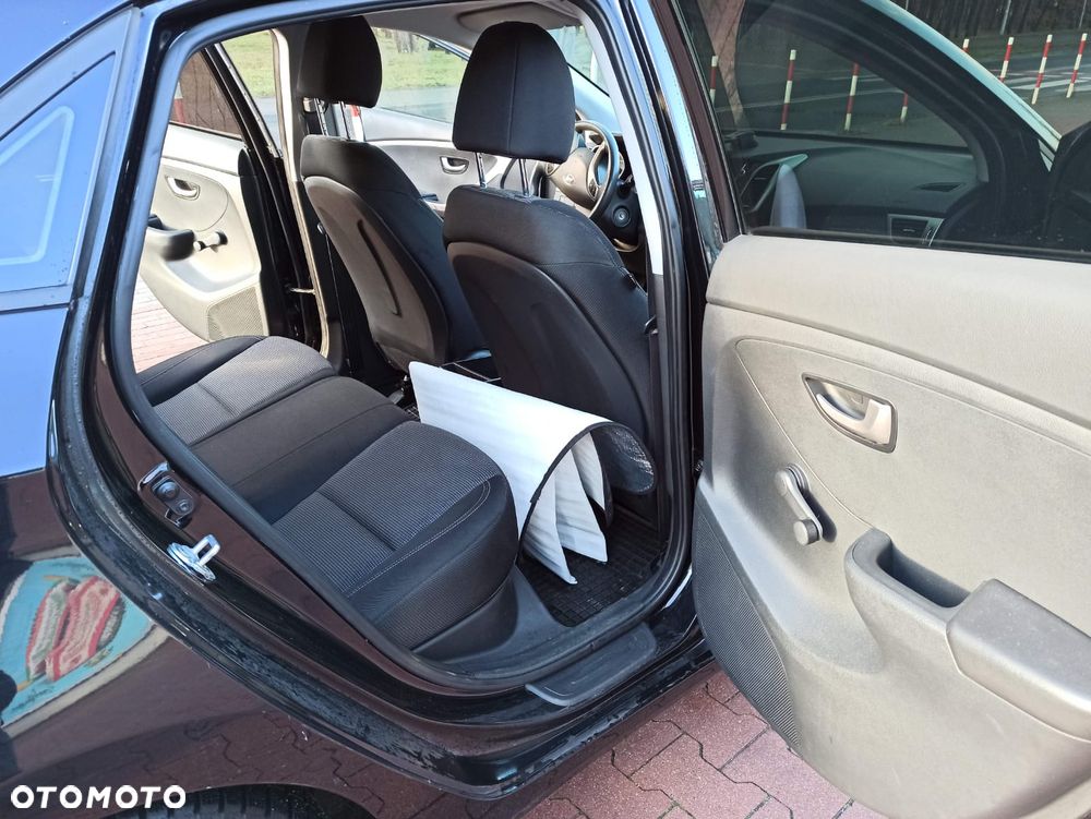 Hyundai i30 1.4 CRDi Classic - 8