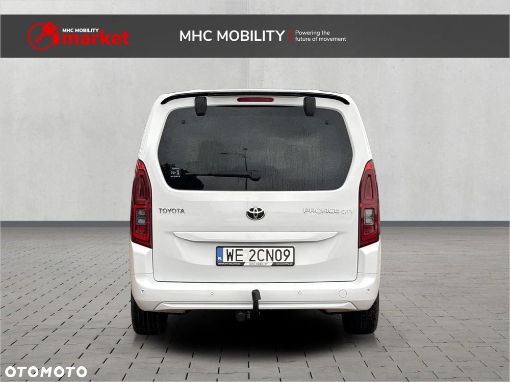 Toyota Proace City Verso 1.2 D-4T Business - 4