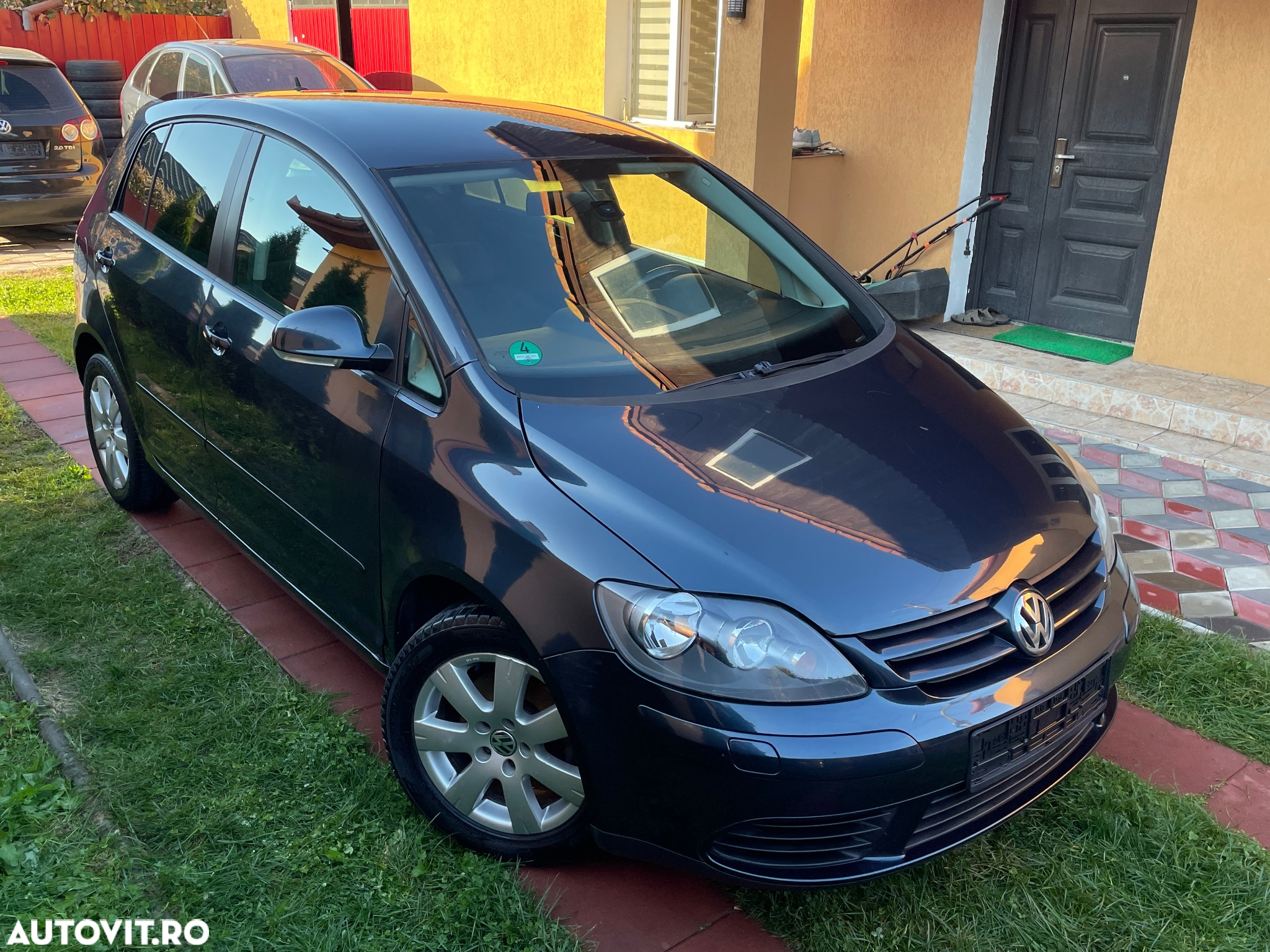 Volkswagen Golf Plus 1.9 TDI Comfortline - 17