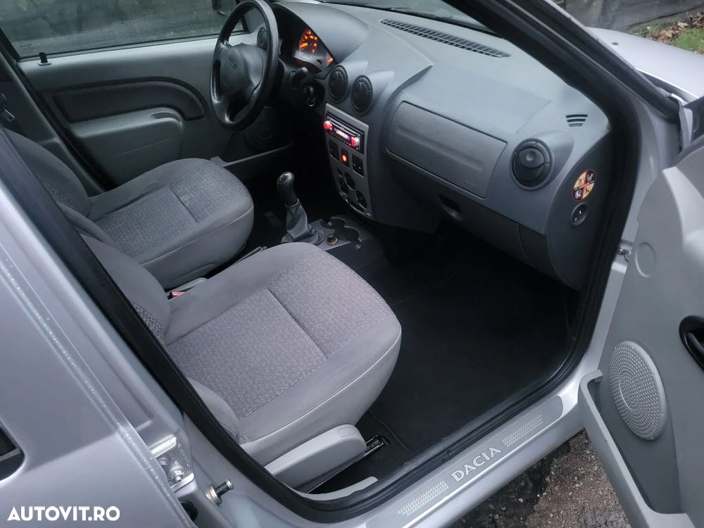 Dacia Logan MCV 1.6 16V Laureate - 7