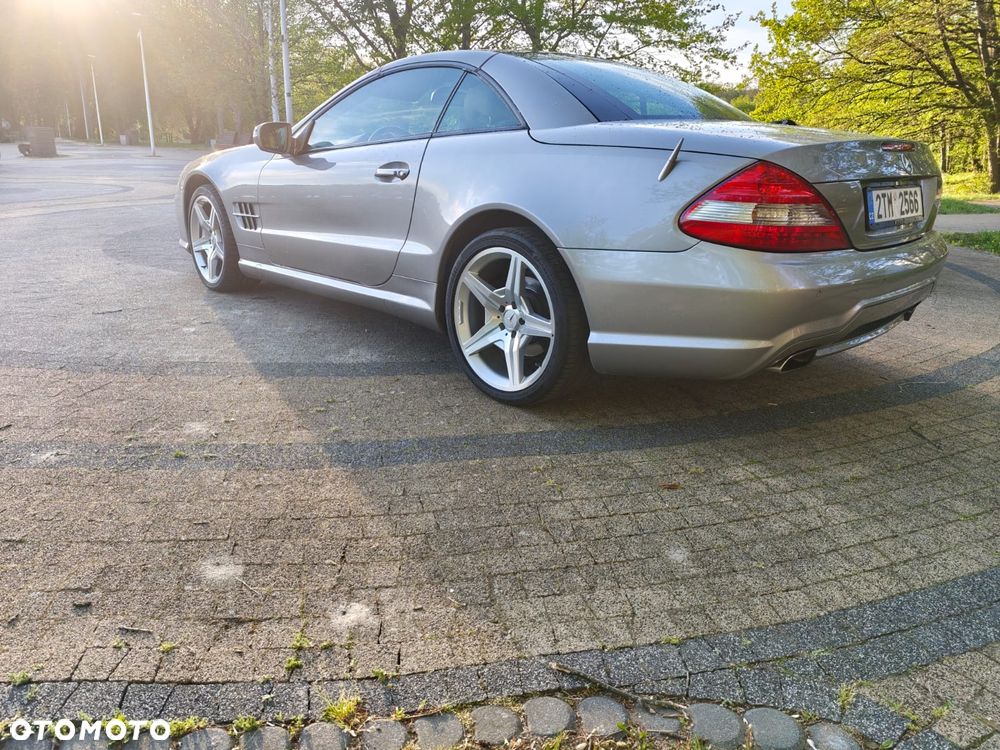 Mercedes-Benz SL 350 7G-TRONIC - 28