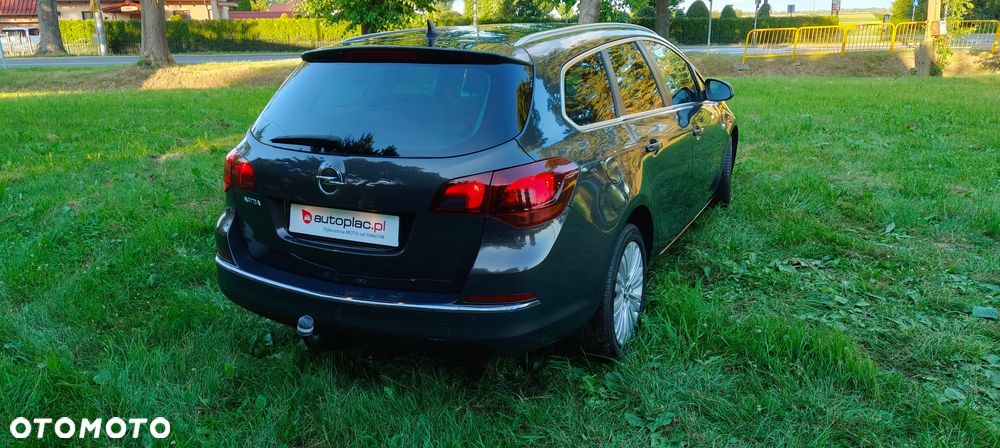 Opel Astra - 33