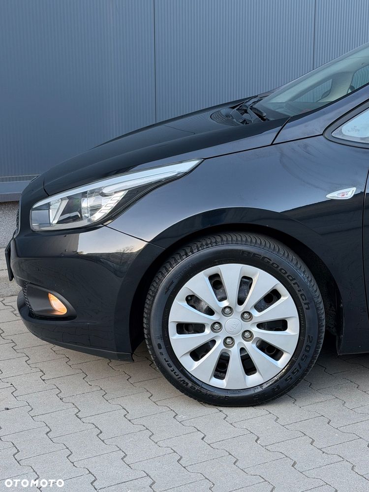 Kia Ceed 1.4 CVVT Spirit - 16