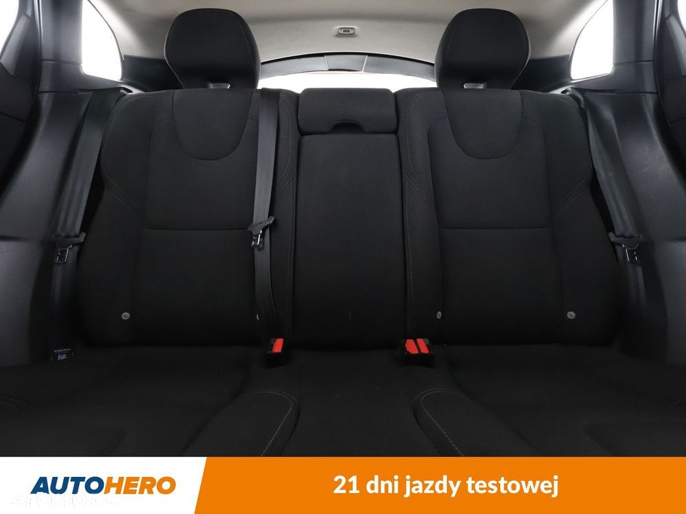 Volvo V40 D2 Kinetic - 15
