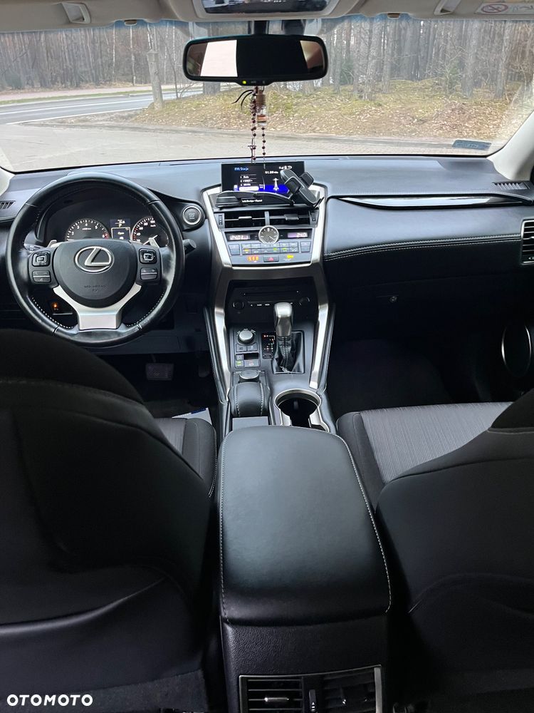 Lexus NX 200t Elegance 2WD - 7