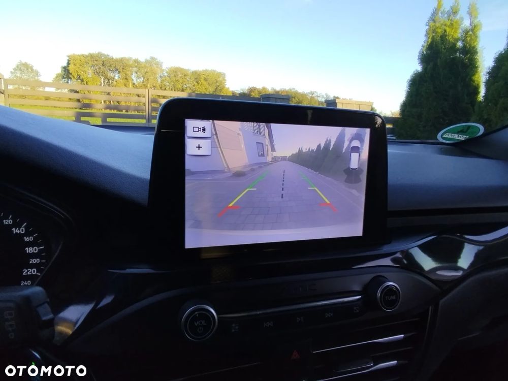 Ford Focus 1.5 EcoBoost ST-Line - 14