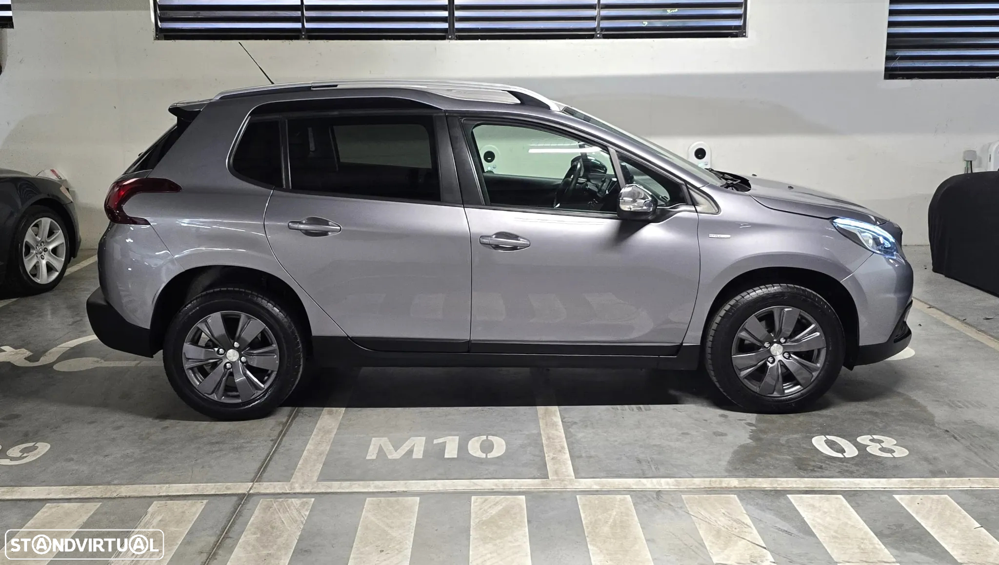 Peugeot 2008 1.5 BlueHDi Style - 6