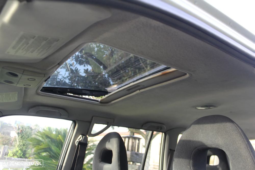 Mitsubishi Pajero Sport 2.5 TD GLS - 12