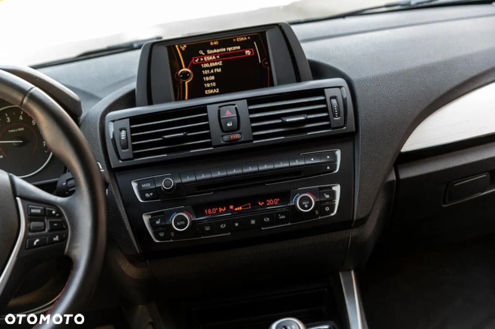 BMW Seria 1 116i Sport Line - 28