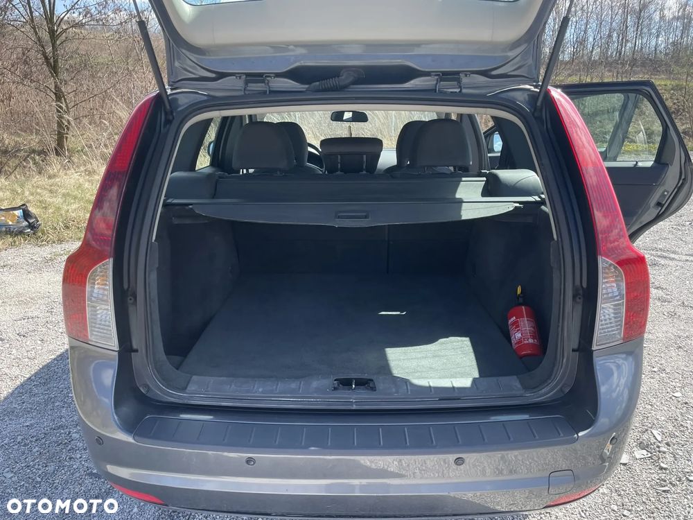 Volvo V50 2.0 Momentum - 12