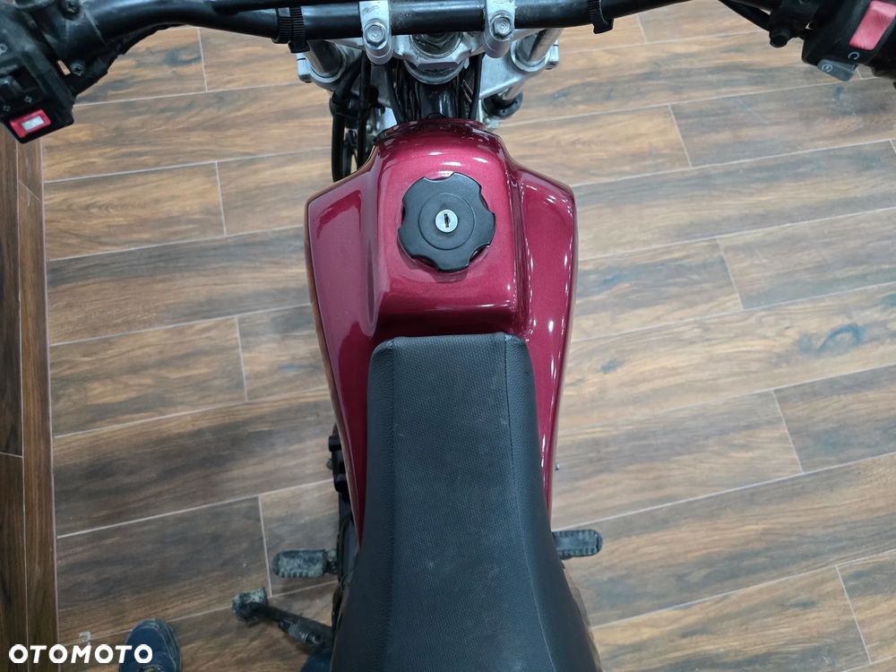 Yamaha TW - 12