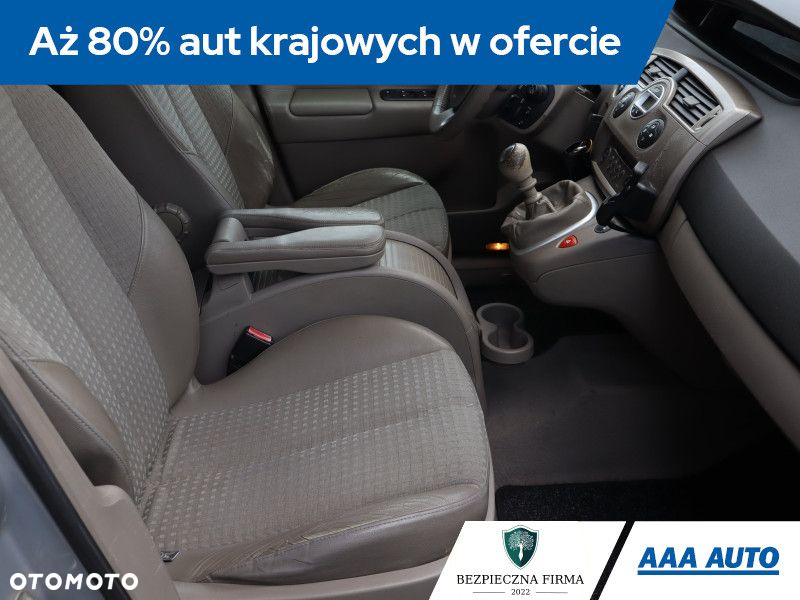 Renault Scenic - 10