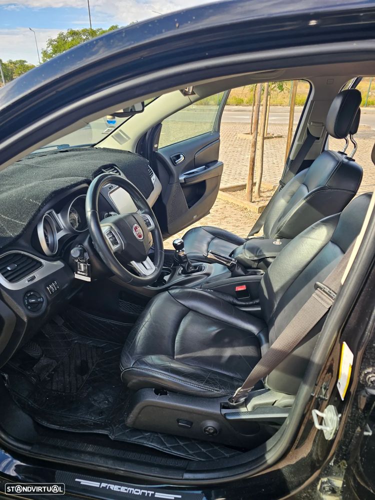 Fiat Freemont 2.0 M-Jet - 11