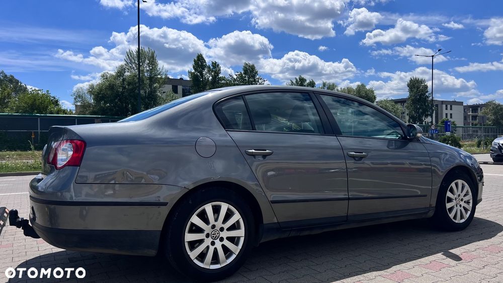 Volkswagen Passat - 7