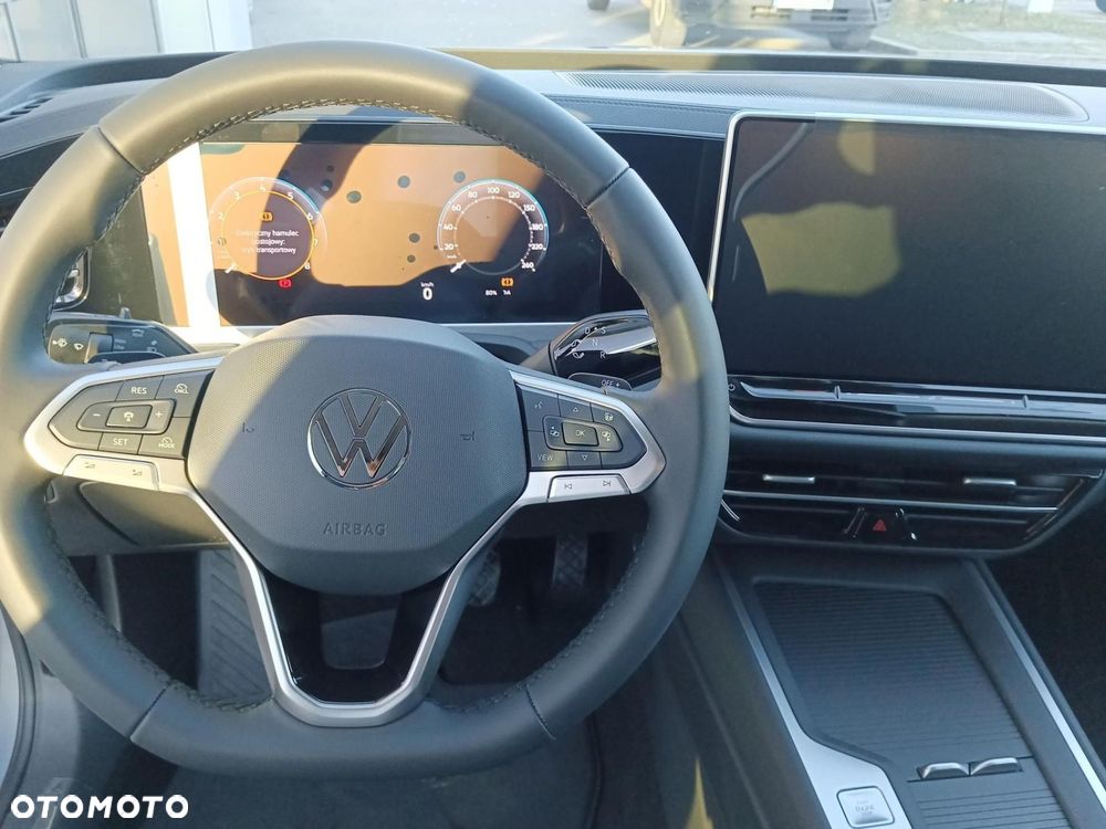 Volkswagen Passat - 21