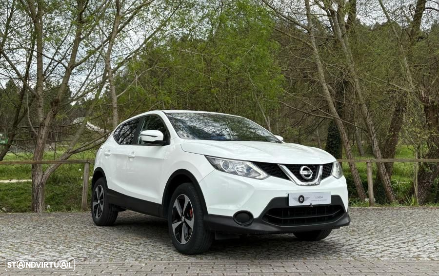 Nissan Qashqai 1.5 dCi Tekna Premium 17 - 10