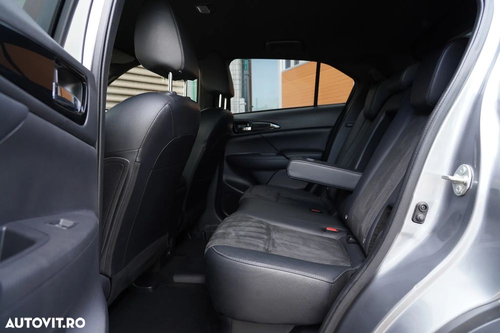 Mitsubishi Eclipse-Cross 4WD Top - 8