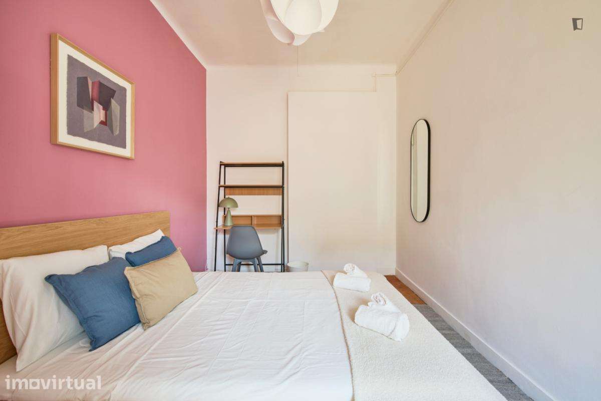 Quarto - localizado em São Bento Lisbon - Grande imagem: 5/34