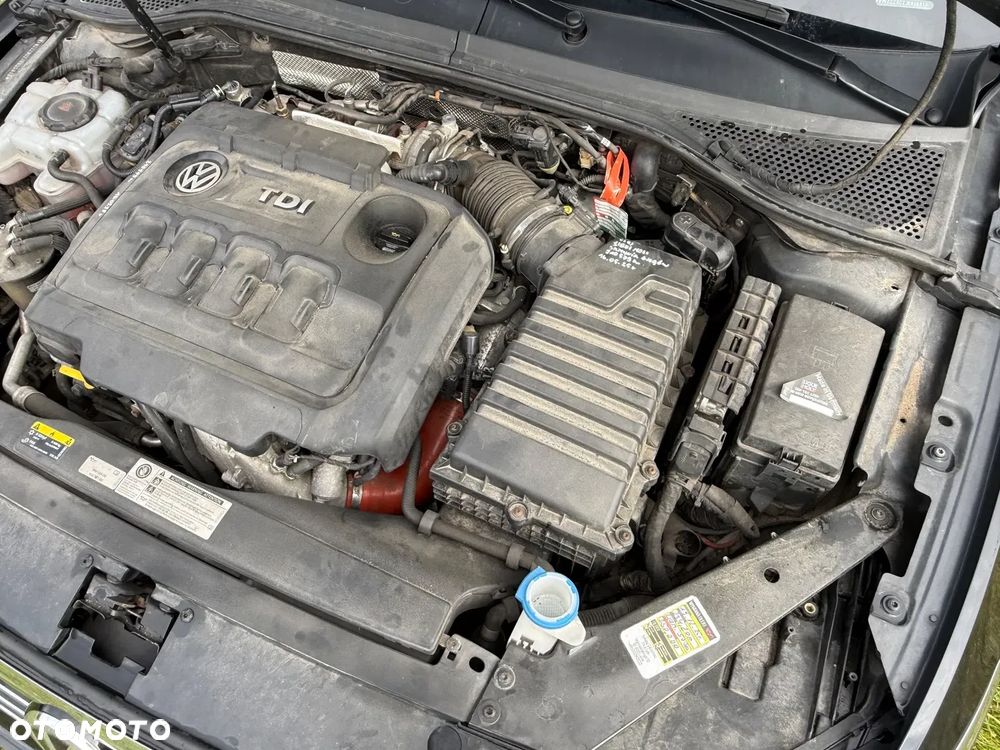 Volkswagen Passat - 21