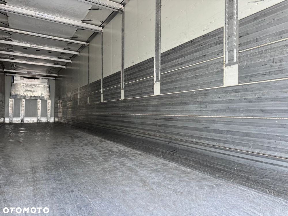 Krone Doppelstock ,Carrier Vector HE19, wys. 2,70m, ŚCIANA 7 cm - 15