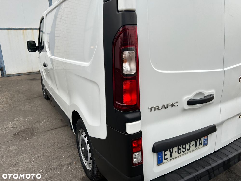 Renault Trafic - 2