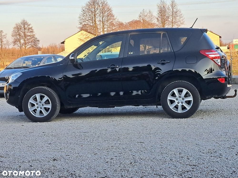 Toyota RAV4 - 6