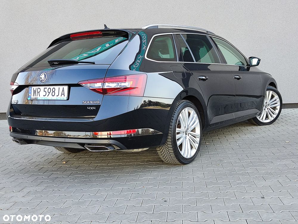 Skoda Superb 2.0 TSI 4x4 DSG Sportline - 10