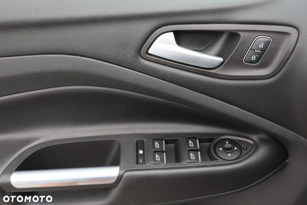 Ford Kuga 1.5 EcoBoost FWD ST-Line ASS - 14