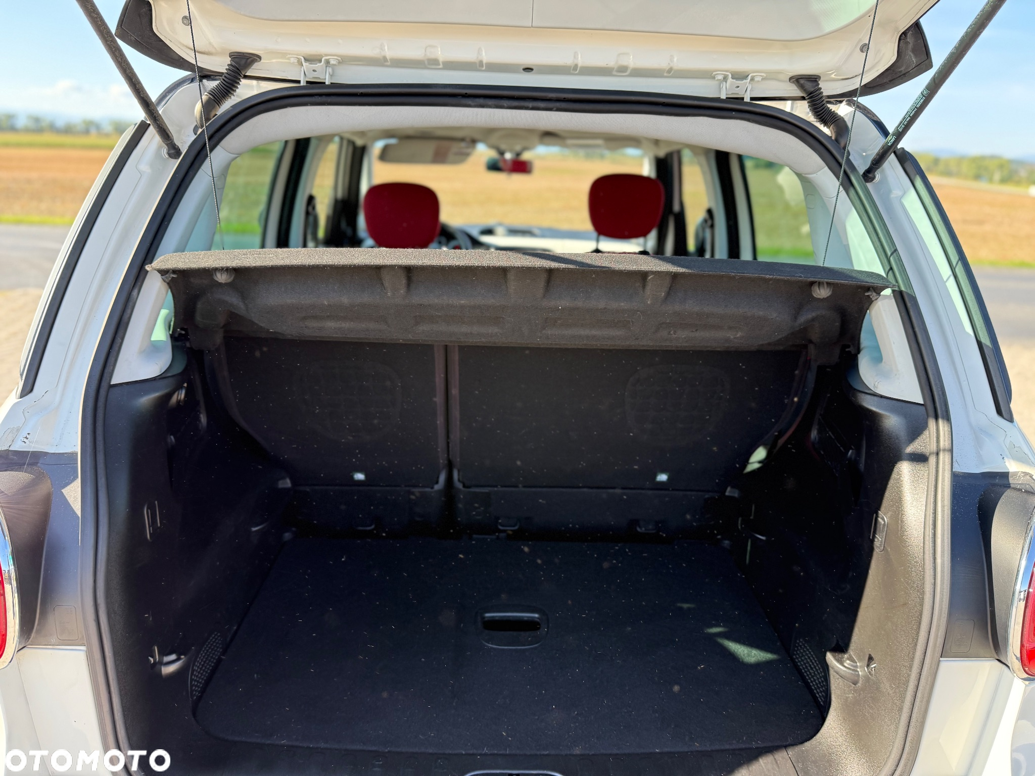 Fiat 500L 1.4 16V (RED) - 25