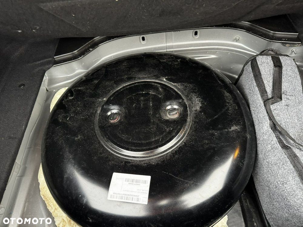 Mercedes-Benz Klasa C 200 (BlueEFFICIENCY) 7G-TRONIC Elegance - 15