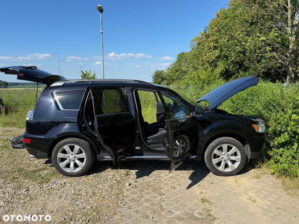 Mitsubishi Outlander 2.0 2WD - 19