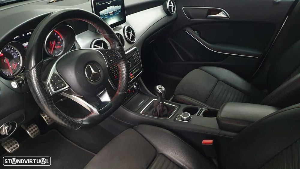 Mercedes-Benz CLA 180 d Shooting Brake AMG Line - 25