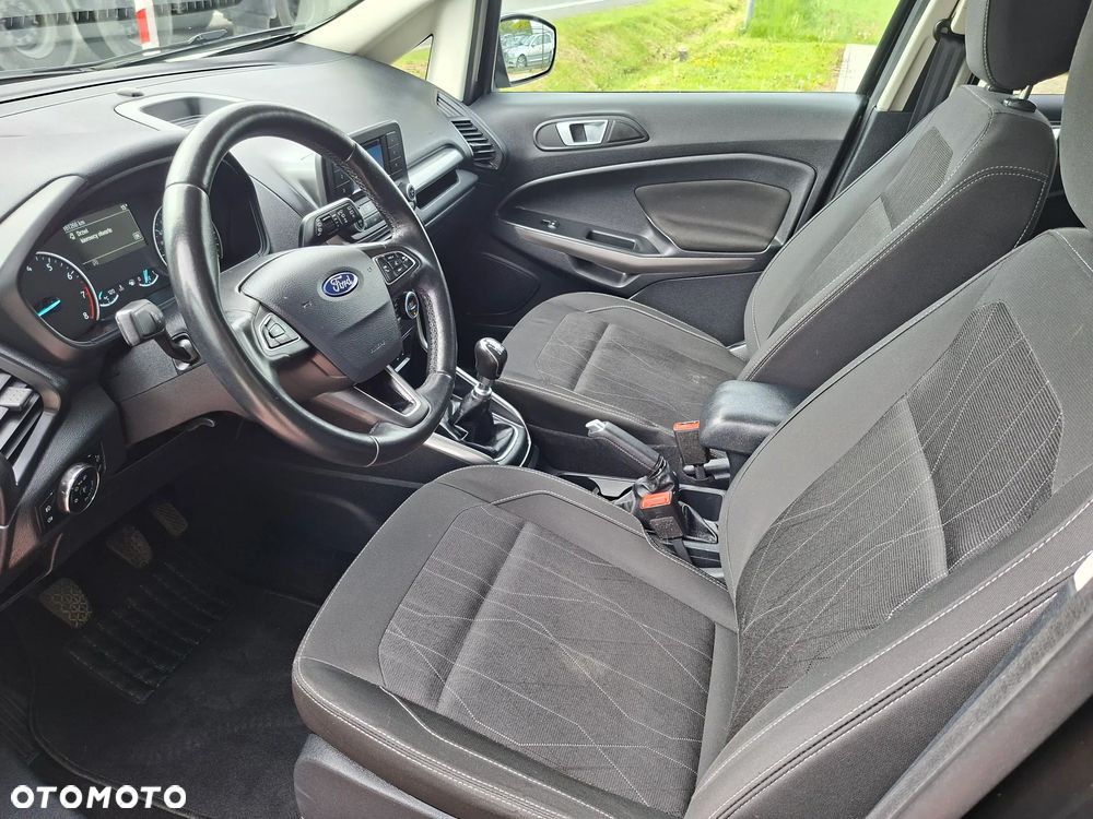Ford EcoSport - 10