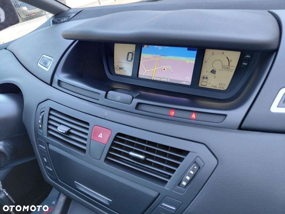 Citroën C4 Picasso - 13